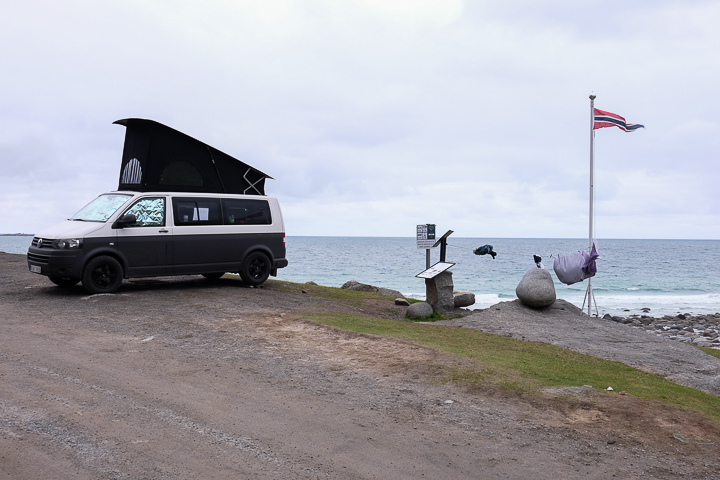 Norwegen mit Kindern - Lofoten Roadtrip - Uttakleiv VW Camper
