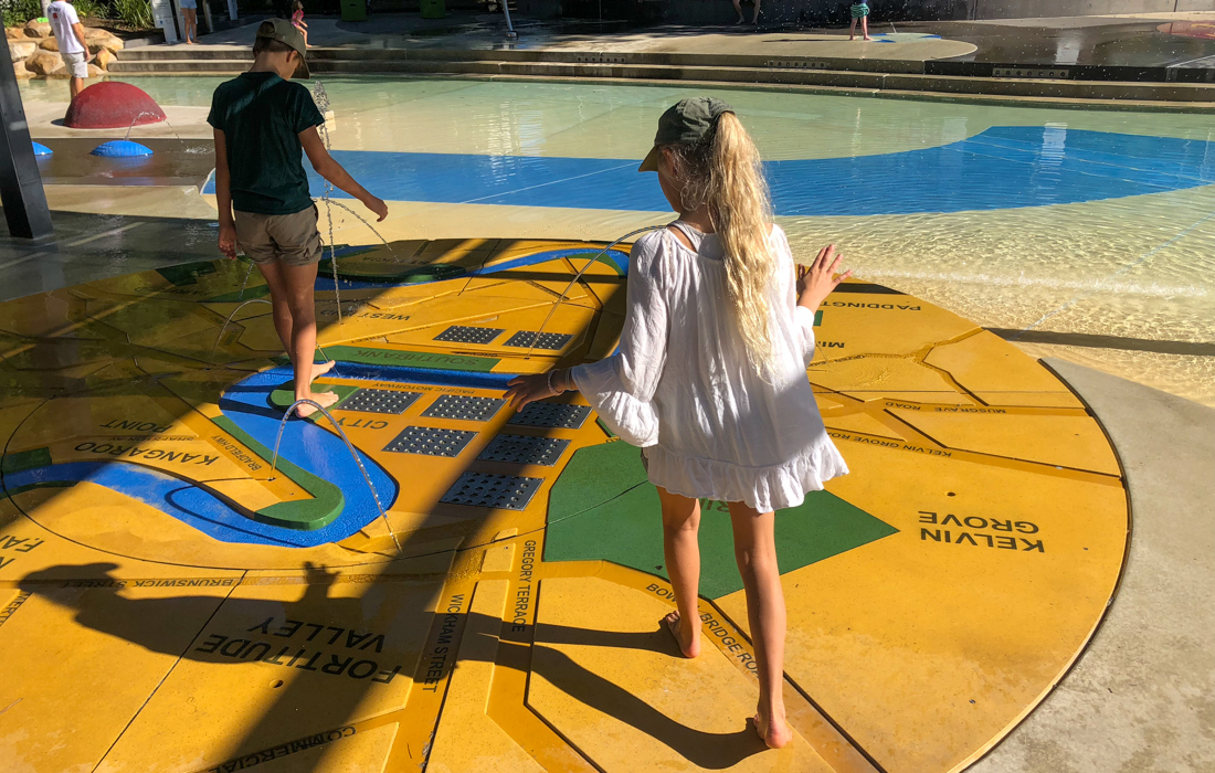 58GradNord Australien mit Kindern - Wasserspielplatz Brisbane